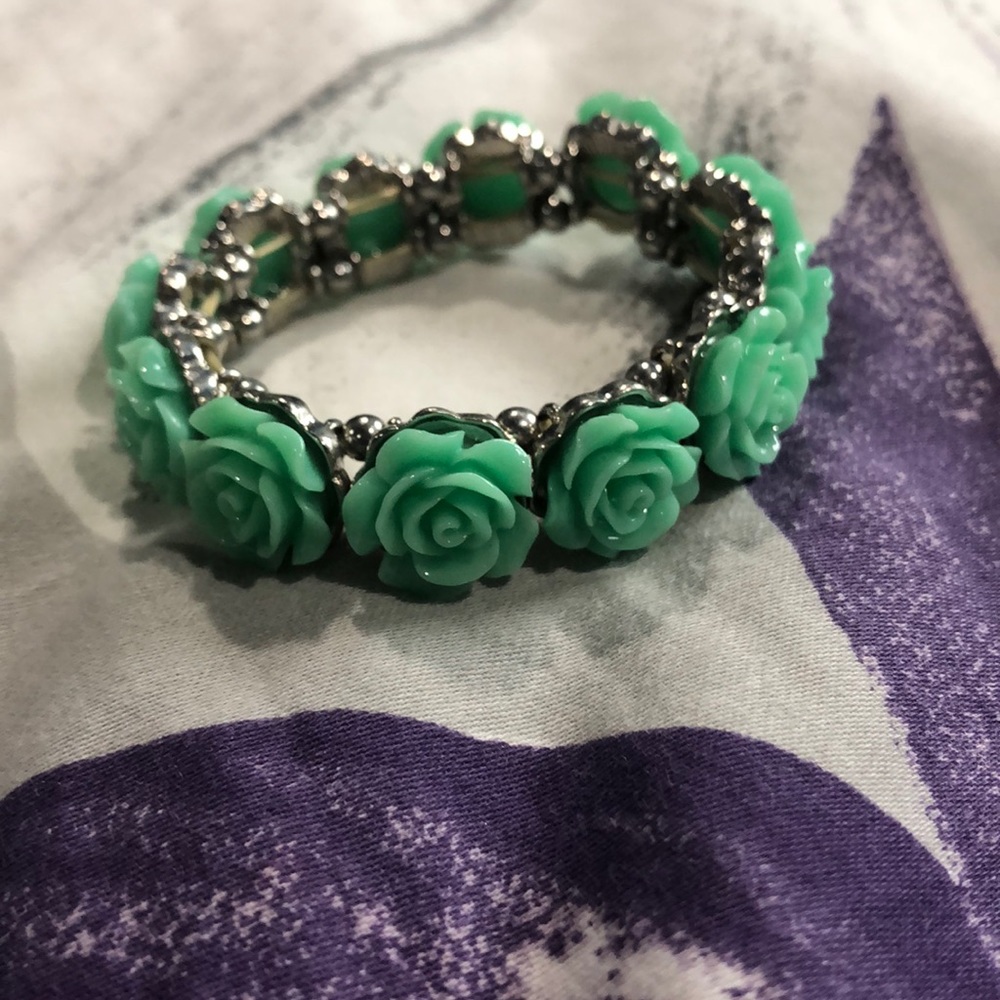 Rose bracelet